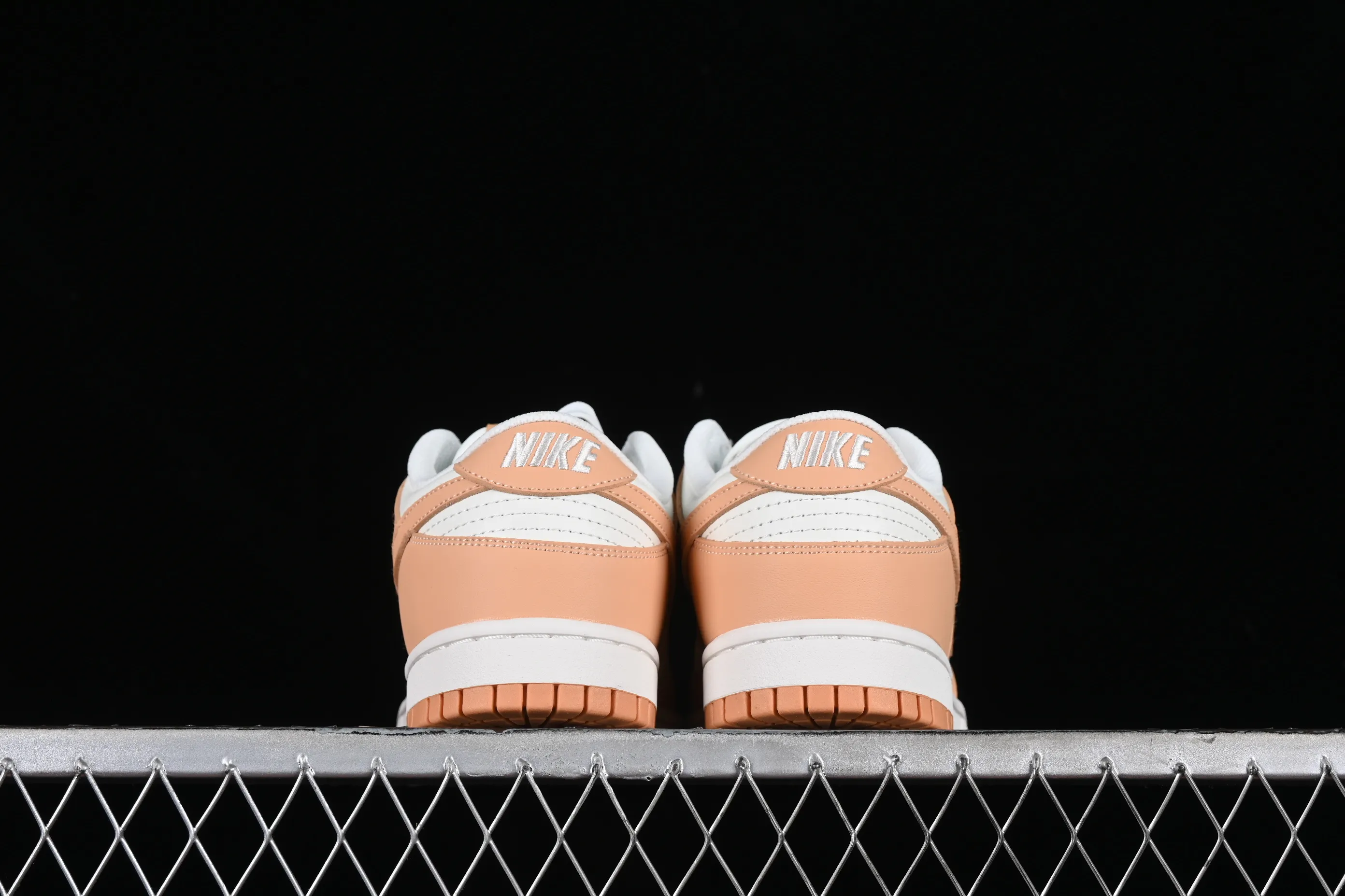 All categories Nk SB Dunk series Nk SB Dunk Low low-top sneakers Nk Dunk Low "Harvest Moon" Qiuyue beige SB smashed backboard fashion casual sneakers DD1503-114